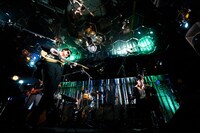 前野健太とDAVID BOWIEたち (C)タイコウクニヨシ