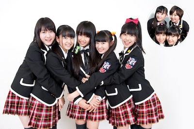 ナタリーPower Pushではエビ中メンバー＆職員（スタッフ）がデビュー前の心境を語るロングインタビューを公開中。