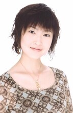 こじはるを演じる能登麻美子。