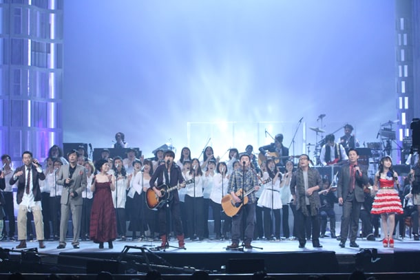 ゆず×VOJA×全出演者「Hey和」の模様。