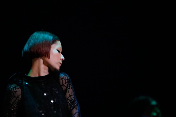 「KAELA WEB TOUR 2012」追加公演の模様。
