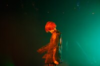 この武道館ライブの模様は5月6日（日）21:00よりWOWOWにてオンエア予定。