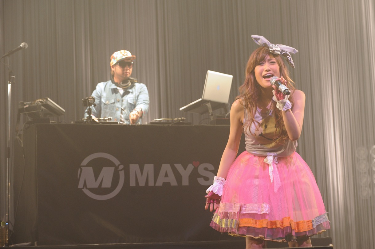MAY'S
