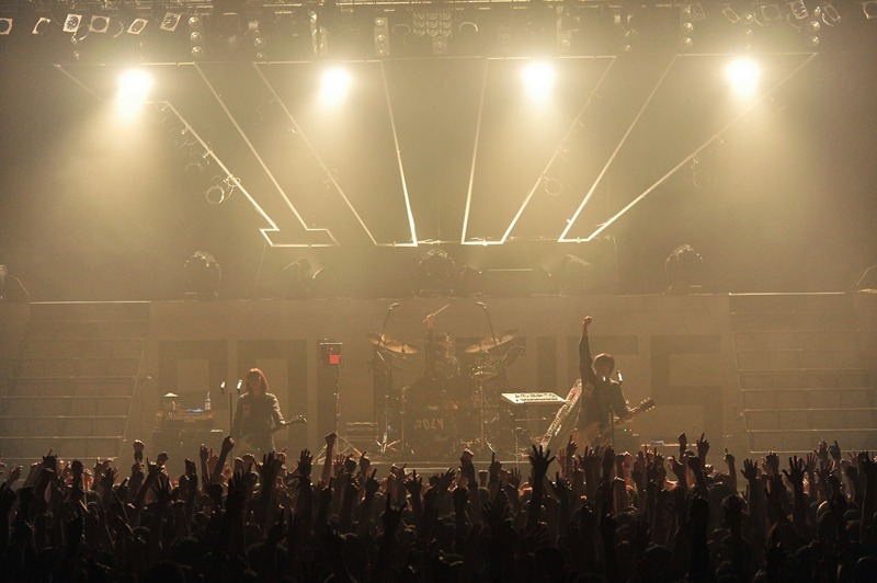 1000本目を祝うべく天井には「1000」の文字が（photo by Kazumichi Kokei）。