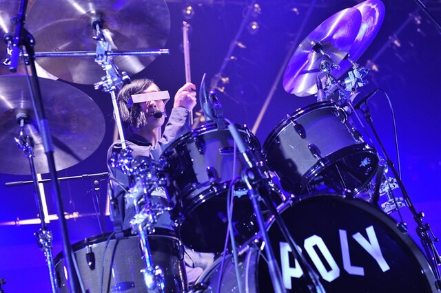 ヤノ（Dr, Vo）（photo by Kazumichi Kokei）