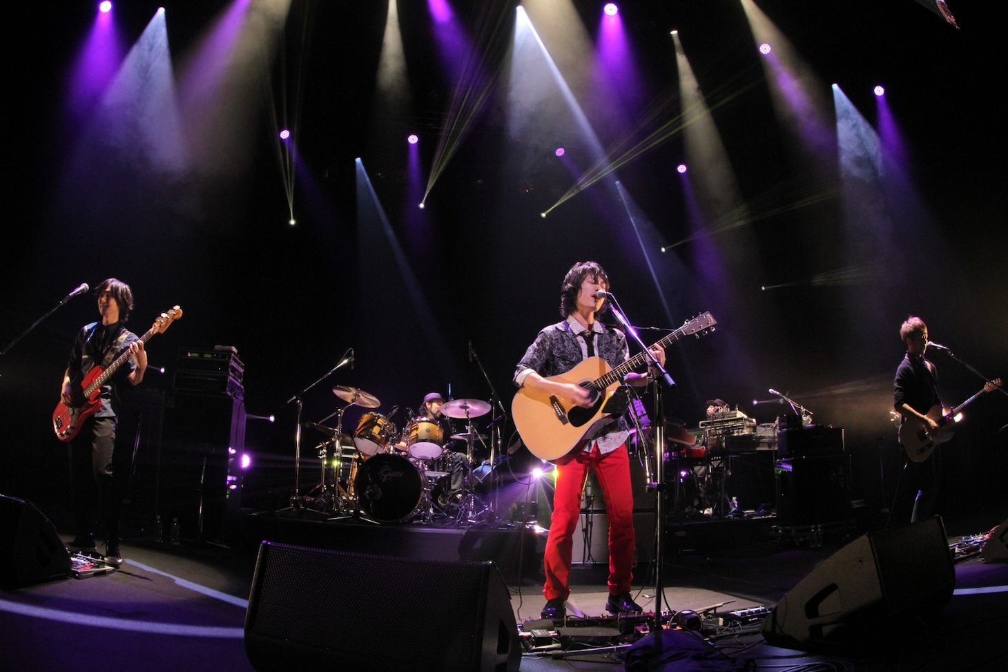 「Ground of HUMANIA」中京大学文化市民会館オーロラホール公演の様子。