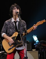 光村龍哉（Vo, G）