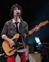 光村龍哉（Vo, G）