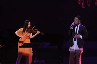 槇原敬之×宮本笑里×花井悠希×水野由紀「どんなときも。」の模様。