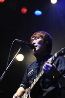 新井仁（写真は2月18日の高円寺HIGH公演より）