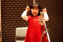 レコーディング中の芦田愛菜。