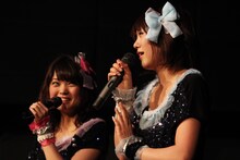 Kaede（写真左）とMegu（右）。