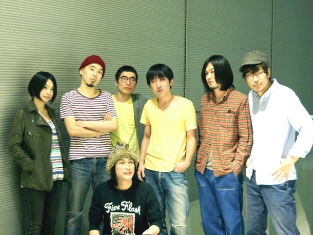 アナログフィッシュとHINTO。