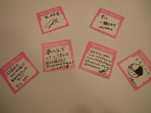 Brand New Vibeの直筆メッセージカード。