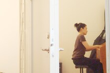 さや（テニスコーツ）