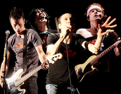 ザ・クロマニヨンズ