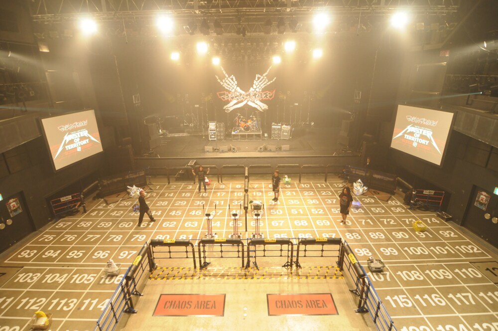 ホルモン、無料マス席ライブでSHIBUYA-AXを混沌の渦に - 音楽ナタリー