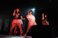 ももいろクローバーZ