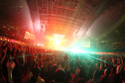 「Ground of HUMANIA」幕張メッセイベントホール公演の模様。