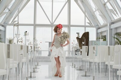 写真は「SAY YES -102回目のプロポーズ-」ビデオクリップ撮影時のワンシーン。