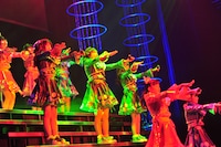 第2部「ちゃっかり学芸会 ～よせばいいのに赤坂リフレイン～」より。