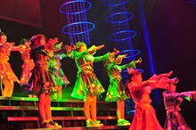 第2部「ちゃっかり学芸会 ～よせばいいのに赤坂リフレイン～」より。