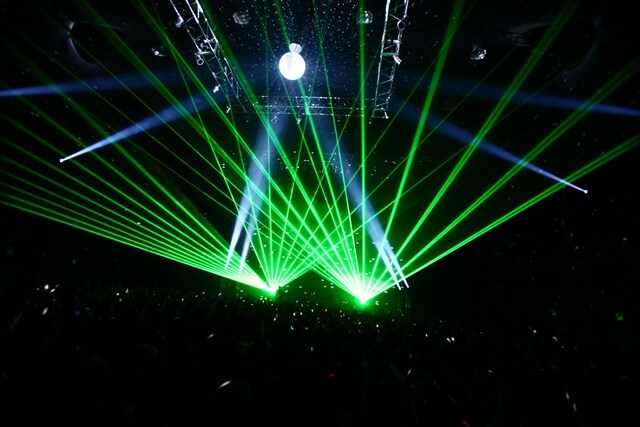 3月31日にZepp Tokyoで行われた「one-man live tour "relight"」最終公演の模様。（Photo by Rui Hashimoto）