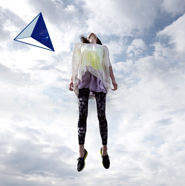 シングル「夏の大三角形」通常盤ジャケット