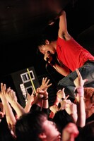 Shun（Vo, B）（撮影：マサノリ[LIVEPHOTOBANK]）