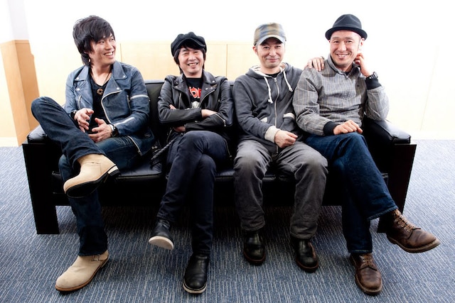 ナタリーPower Pushではアルバム「Tabbey Road」収録曲をメンバーが語る全曲解説特集を掲載中。