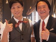 スタジオライブ収録時の直太朗（写真左）と南佳孝（右）。