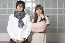 sasakure.UK（写真左）と土岐麻子（右）。