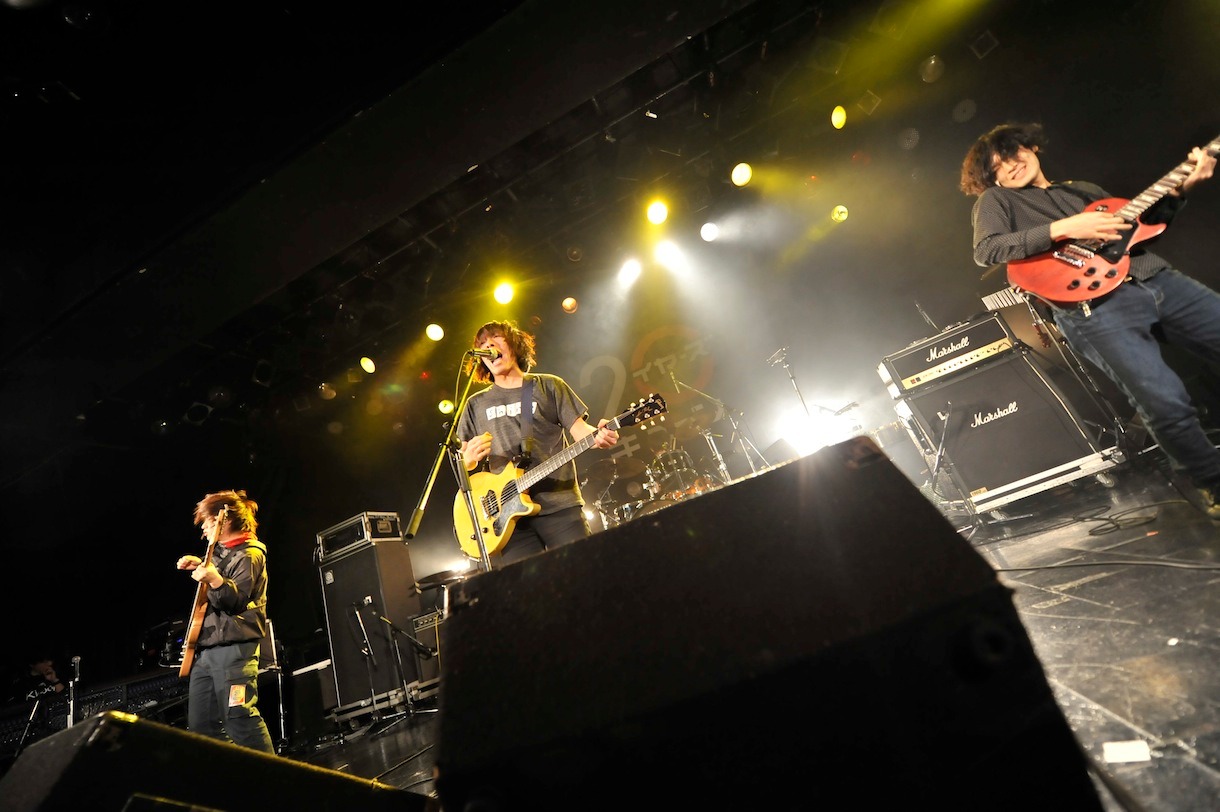 KANA-BOON