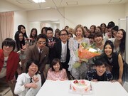 番組収録後には、スタジオ前室でBENIの誕生祝いが行われた。