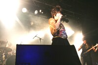 ライブの様子はニコニコ生放送でも生中継され、多くの視聴者がCASCADEのパフォーマンスを堪能した。