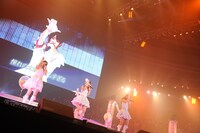 「天使のしっぽ」を披露するSKE48メンバー。 (C)AKS