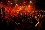 「"Baby, Come on home" tour」梅田CLUB QUATTRO公演の様子。（写真：仁礼博）