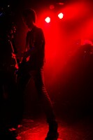 DOESの赤塚ヤスシ（B）。