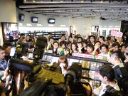 香港での中川翔子ベストアルバム予約イベントの模様。