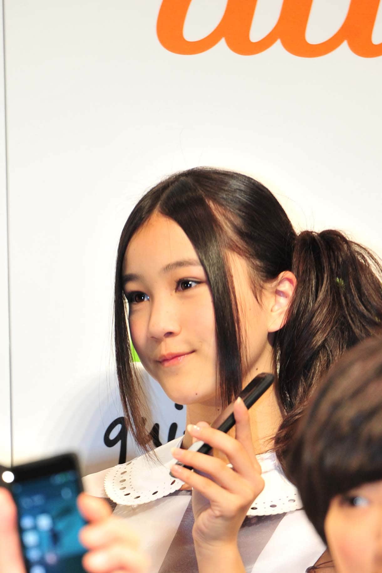 乃木坂46 星野みなみ モバイルチャージャー スマートフォン 乃木坂46 星野みなみ モバイルチャージャー スマートフォン