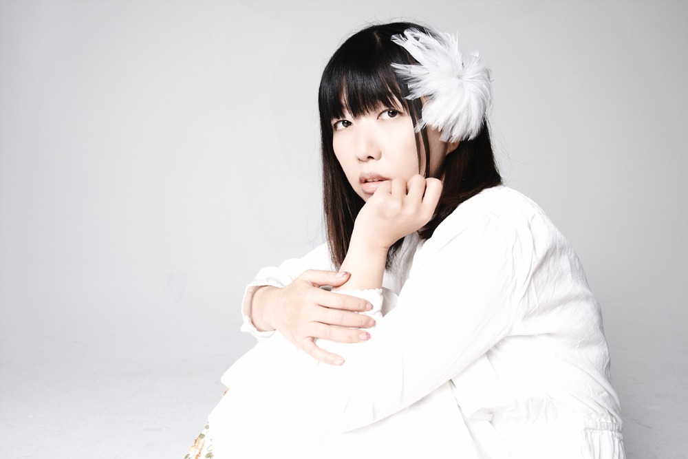 安東由美子