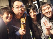 「僕らの音楽」より、ゆず×小池徹平×瀬木貴将「春風」収録時のオフショット。