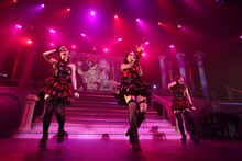 菊地あやか、大島優子、中塚智実（写真左から） (C)AKS