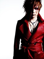 「ROCK AND READ」第41号に掲載されるthe GazettEの麗の写真。