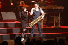 中納良恵と谷中敦。