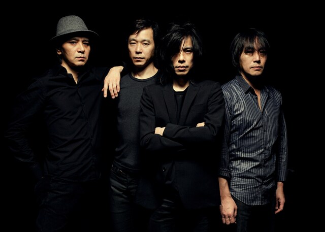 エレファントカシマシ（写真右が冨永義之）