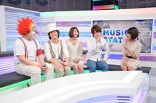 トーク収録中のSEKAI NO OWARI。