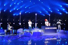 スタジオライブ収録中のSEKAI NO OWARI。