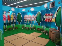 会場にはももクロの歴代衣装を展示。