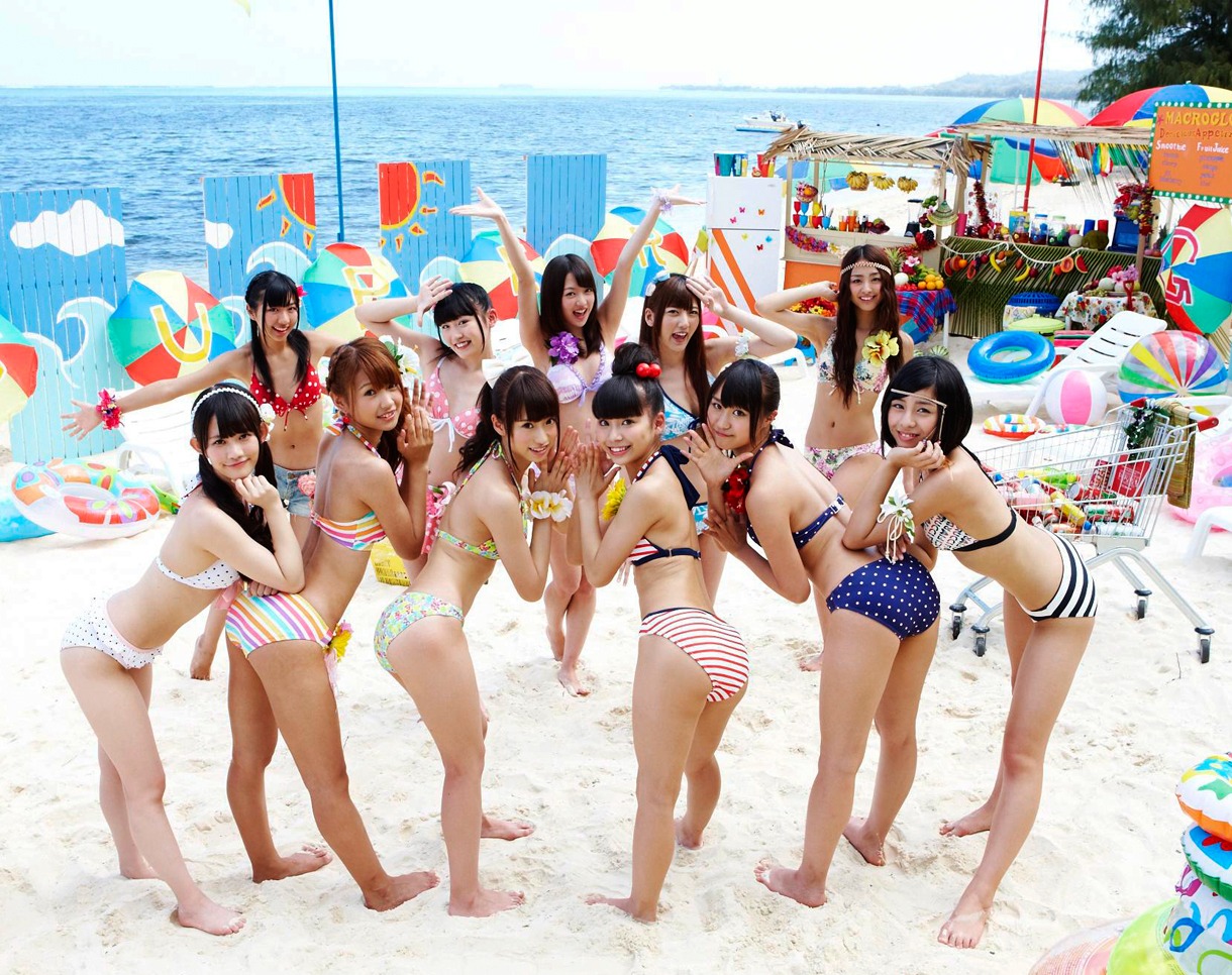 「プリプリ♥SUMMERキッス」ビデオクリップより。